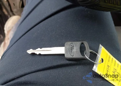 2016 Ford Police Interceptor z USA, uszkodzony, nr VIN 1FM5K8AR3GGC73183